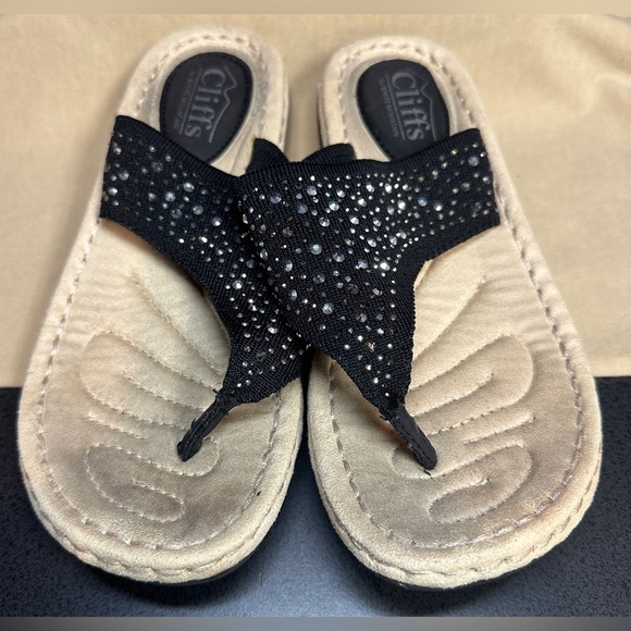 Cliffs by White Mountain Black Thong Sandals with Embellishment Women’s Sz 6.5-7 - Picture 8 of 15